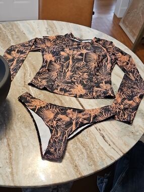 Tropical Print Long Sleeve Bikini Set in Black & Peach